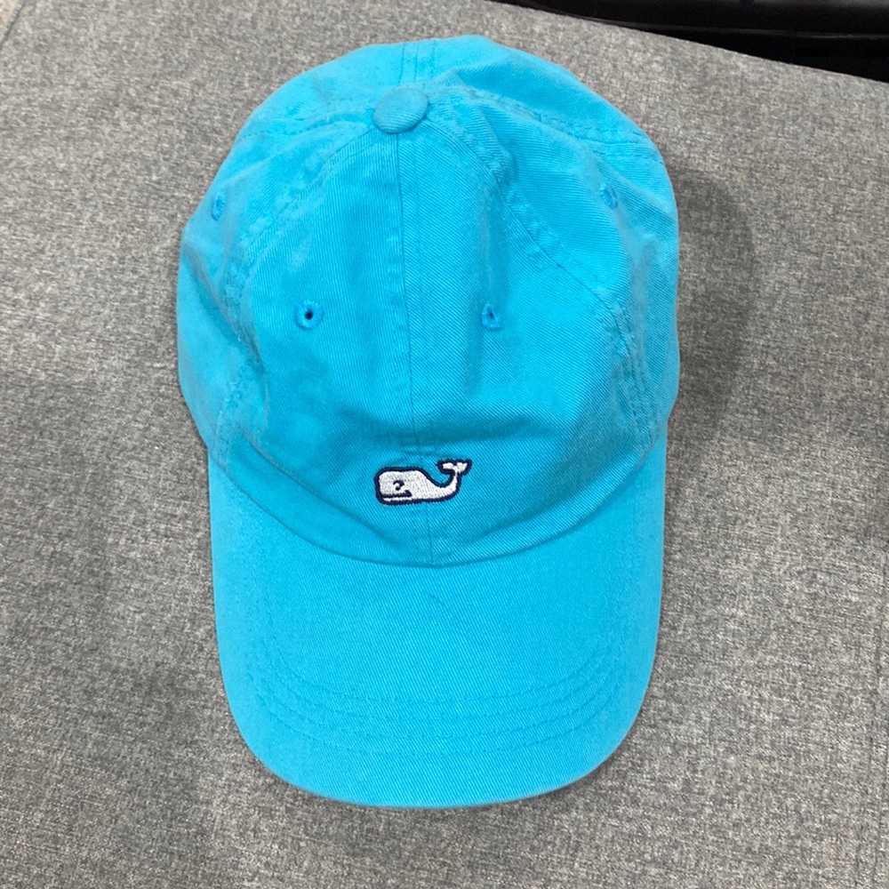 Blue vineyard vines hat